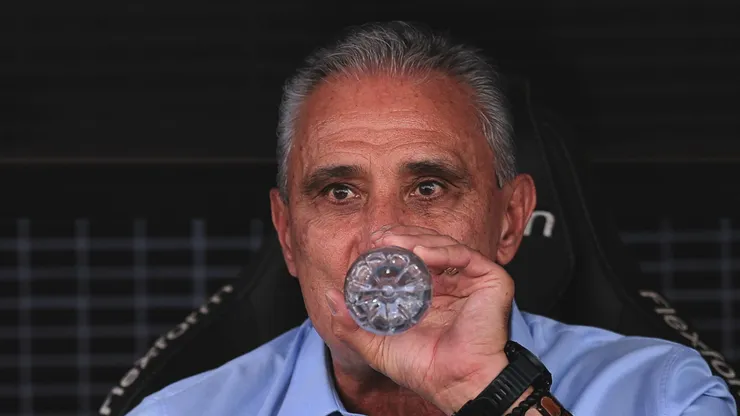 Tite durante partida pelo Flamengo na Neo Química Arena.
