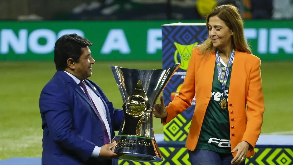 Leila comorando o título do Palmeiras em 2022. (Photo by Ricardo Moreira/Getty Images)