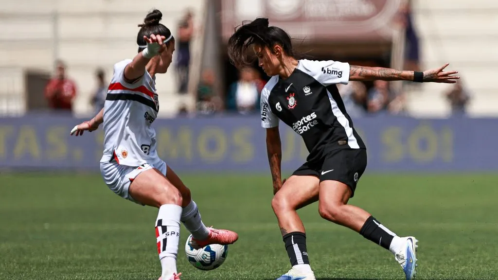 Corinthians e São Paulo em campo na semifinal do Brasileiro Feminino 2025