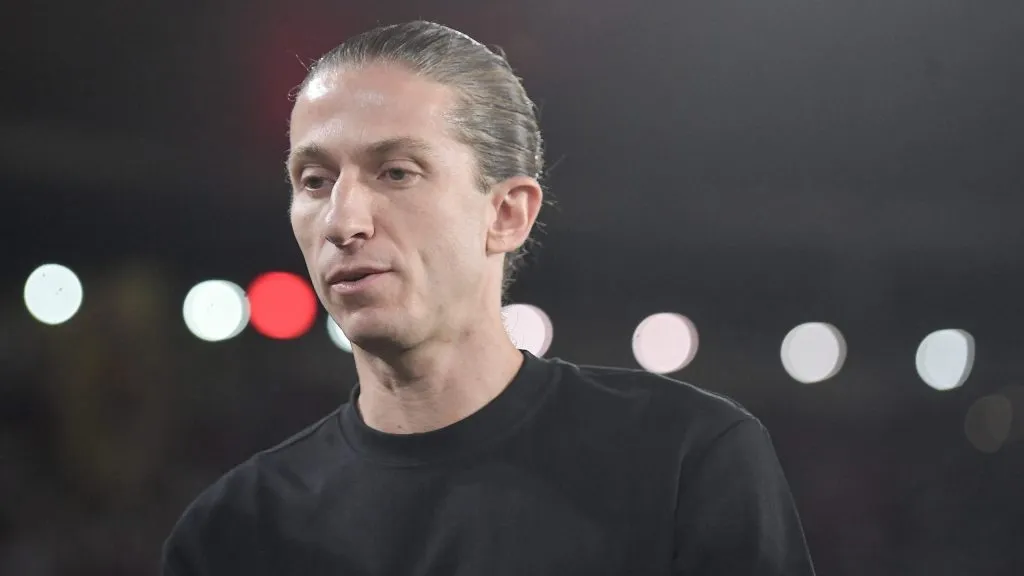 Filipe Luís, técnico do Rubro-Negro. Foto: Thiago Ribeiro/AGIF.