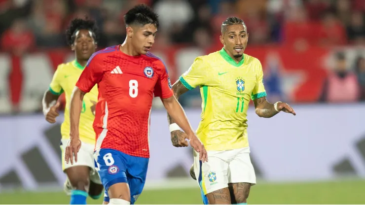 Raphinha jogador do Brasil durante partida contra o Chile no estadio Nacional pelo campeonato Eliminatorias Copa Do Mundo 2026. Foto: Gil Gomes/AGIF