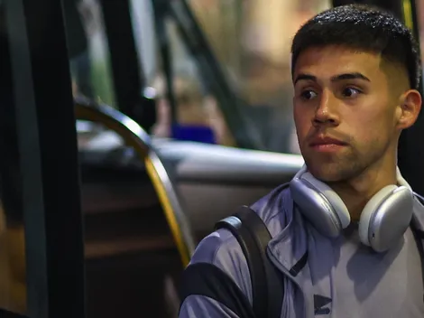 Torcida do Grêmio protesta na chegada da equipe ao Rio