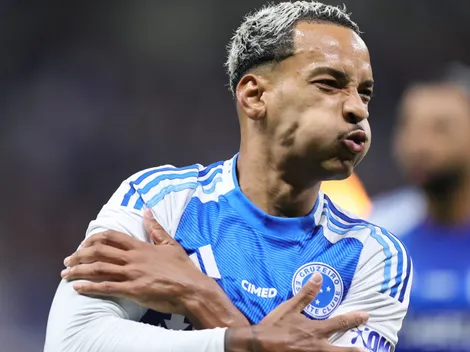 Torcida do Cruzeiro se encanta com Matheus Pereira durante vitória contra o São Paulo