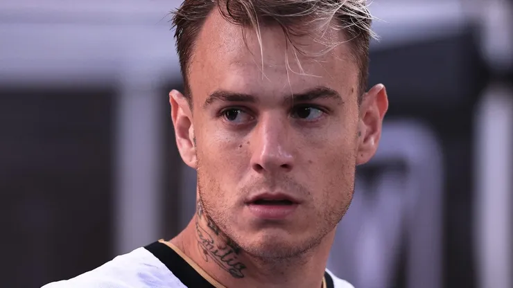 Róger Guedes durante partida entre Corinthians e Santo André, na Neo Química Arena, pelo Campeonato Paulista 2023.