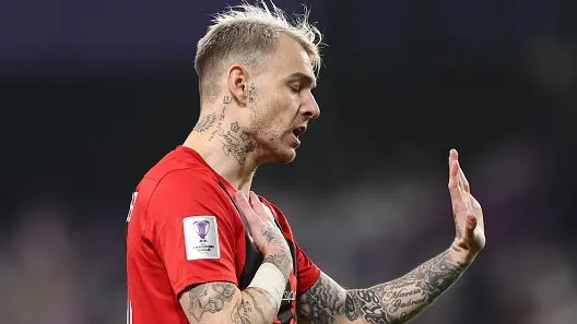 Róger Guedes durante partida. Foto: Francois Nel/Getty Images