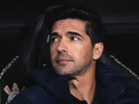 Torcida do Palmeiras reclama de Abel por causa de Facundo Torres