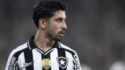 Santi Rodríguez analisou sua atuação na goleada do Botafogo sobre o Bragantino. Foto: Jorge Rodrigues/AGIF