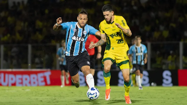 O Grêmio perdeu por 4 a 1 para o Mirassol no primeiro turno.