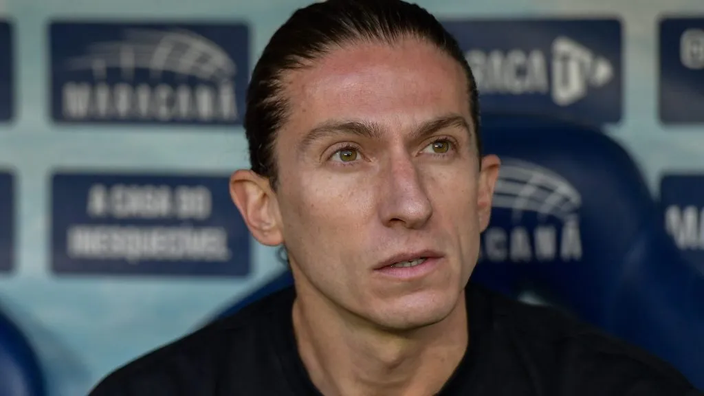 Filipe Luís abordou situação de De La Cruz – Foto: Jorge Rodrigues/AGIF