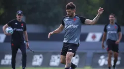O Vasco finalizou os preparativos para enfrentar o Sport neste domingo e a torcida já cobra atitude do time em campo