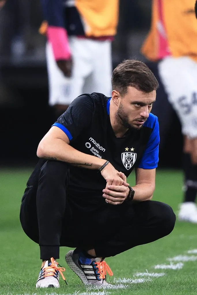 SP – SAO PAULO – 02/05/2023 – LIBERTADORES 2023, CORINTHIANS X INDEPENDIENTE DEL VALLE – Martin Anselmi tecnico do Independiente del Valle durante partida contra o Corinthians no estadio Arena Corinthians pelo campeonato Libertadores 2023. Foto: Ettore Chiereguini/AGIF