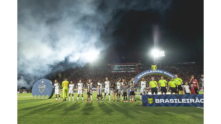 Narrador deu 'recado' a possível futuro treinador do Galo (Foto: Pedro Souza / Atlético)