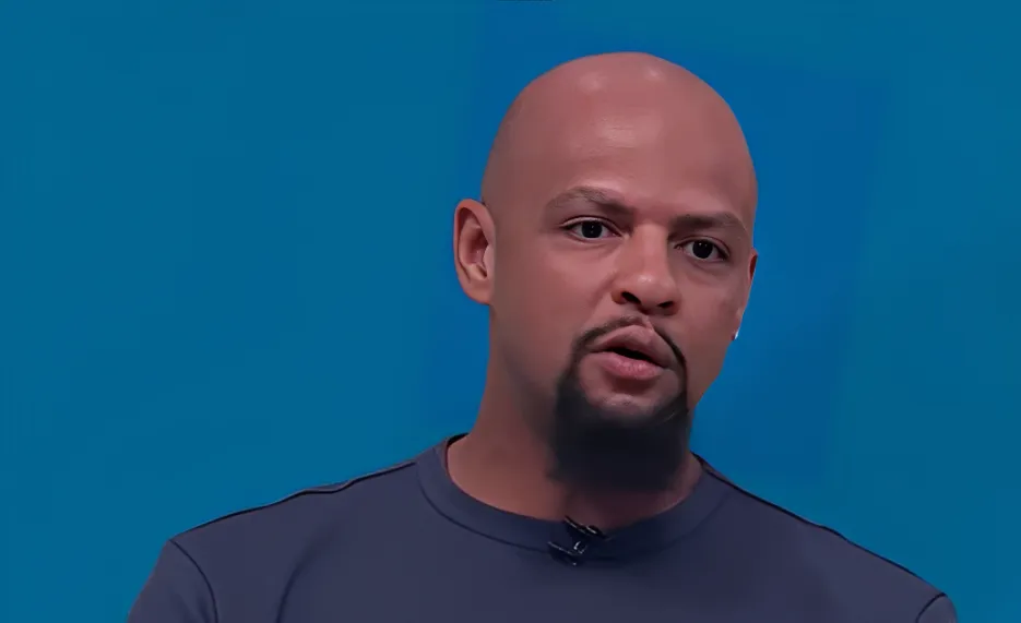 Foto: Reprodução/YouTube GE – Felipe Melo atua como comentarista do programa Fechamento SporTV.