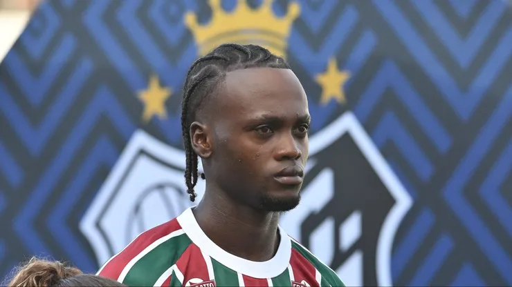 Santi Moreno jogador do Flumiense durante partida contra o Santos no estadio Vila Belmiro pelo campeonato Brasileiro A 2025. Foto: Jota Erre/AGIF