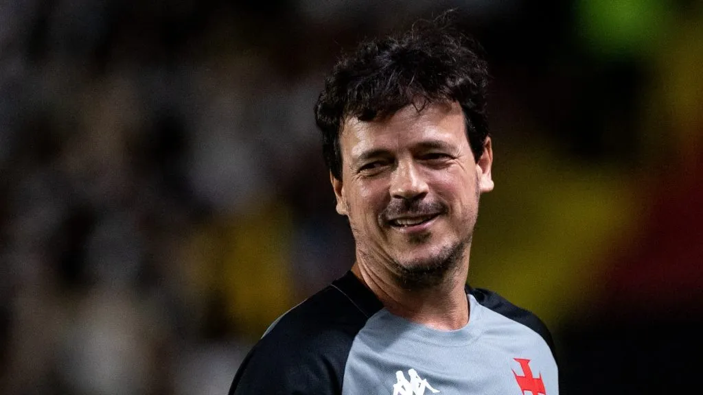 Diniz, técnico do Gigante da Colina. Foto: Rafael Vieira/AGIF.