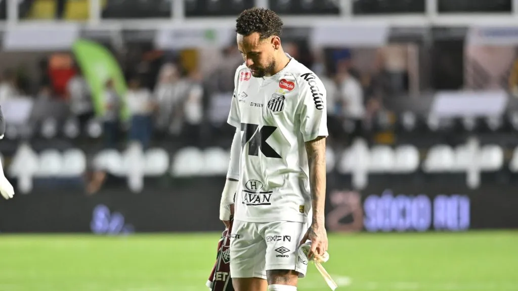 Santos de Neymar vive momento delicado no Campeonato Brasileiro – Foto: Jota Erre/AGIF