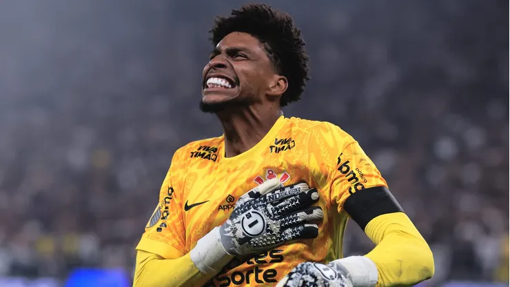 Hugo Souza é muito grato ao Corinthians.