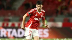 Alan Rodríguez, volante do Internacional em partida pelo campeonato brasileiro