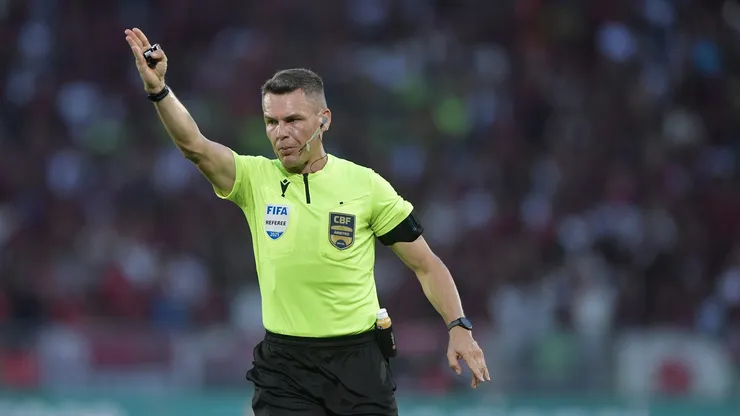 Paulo Cesar Zanovelli durante o jogo entre as equipes