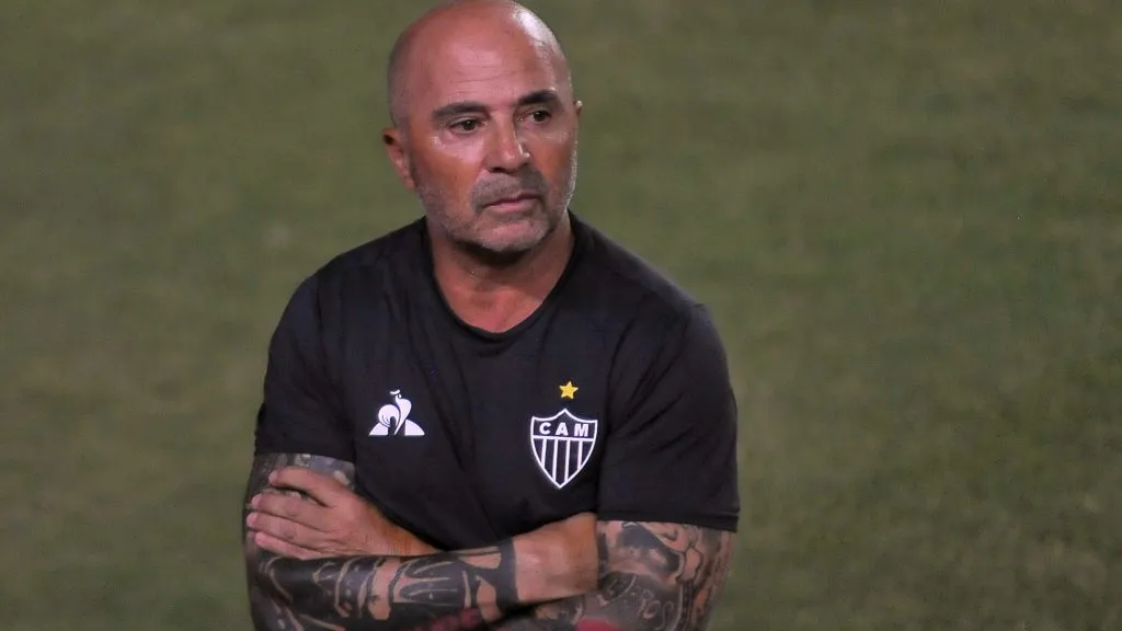 Sampaoli dirigindo o Galo. Foto: Jhony Pinho/AGIF