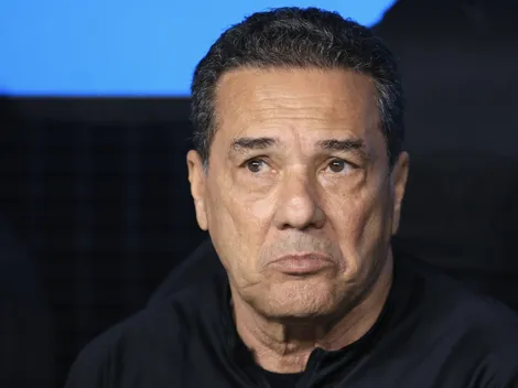 Luxemburgo rebate Abel Ferreira sobre a torcida do Palmeiras: "Não vai ensinar a torcer"