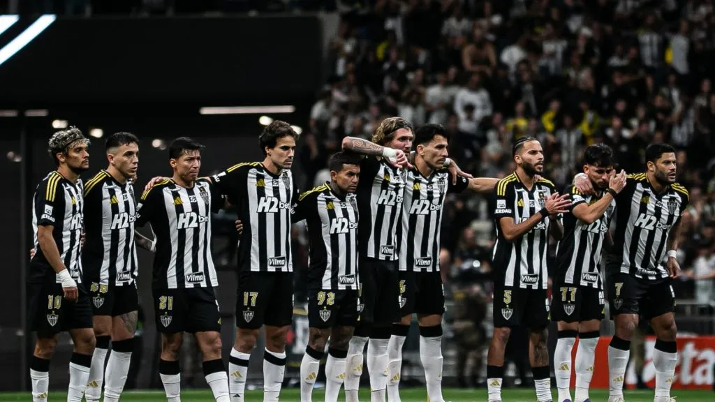 MG – BELO HORIZONTE – 06/08/2025 – COPA DO BRASIL 2025, ATLÉTICO-MG X FLAMENGO – Jogadores do Atlético-MG posam para foto antes na partida contra Flamengo no estádio Arena MRV pelo campeonato Copa Do Brasil 2025. Foto: Fernando Moreno/AGIF
