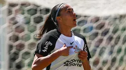 Andressa Alves celebra gol na semifinal do Brasileiro Feminino - Foto: Rebeca Reis/Staff Images Woman/CBF