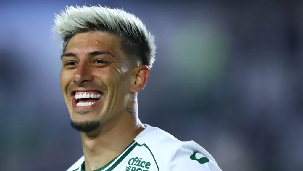 Rigoni em campo pelo León. Foto: Sergio Mejia/Getty Images