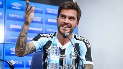 Nathan Pescador, em sua coletiva de apresentação no Grêmio (Lucas Uebel/Grêmio FBPA)