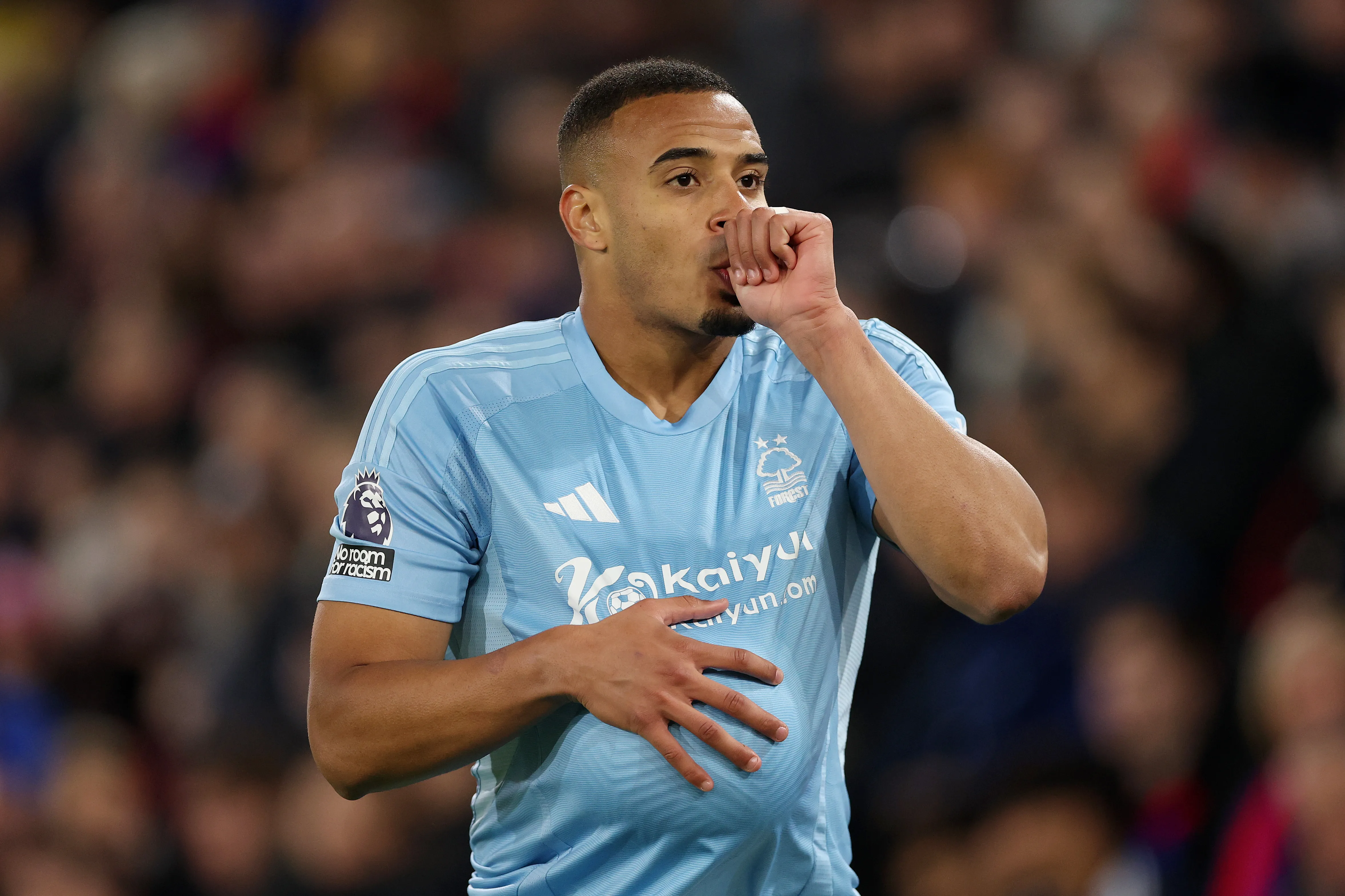 Murillo chegou a 100 jogos pelo Forest. Foto: Alex Pantling/Getty Images