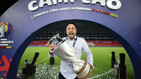 Arthur Elias em conquista da Copa América. Foto: Lívia Villas Boas/CBF