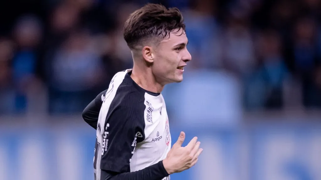 Breno Bidon, volante do Corinthians