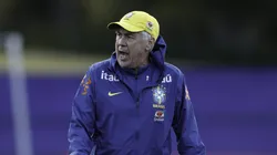 Carlo Ancelotti durante treino na Granja Comary