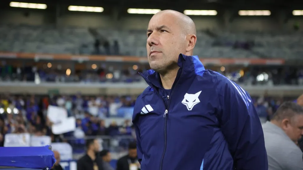 Leonardo Jardim, técnico da Raposa. Foto: Gilson Lobo/AGIF.