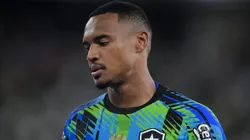 John revela motivo por ter deixado o Botafogo rumo a Inglaterra