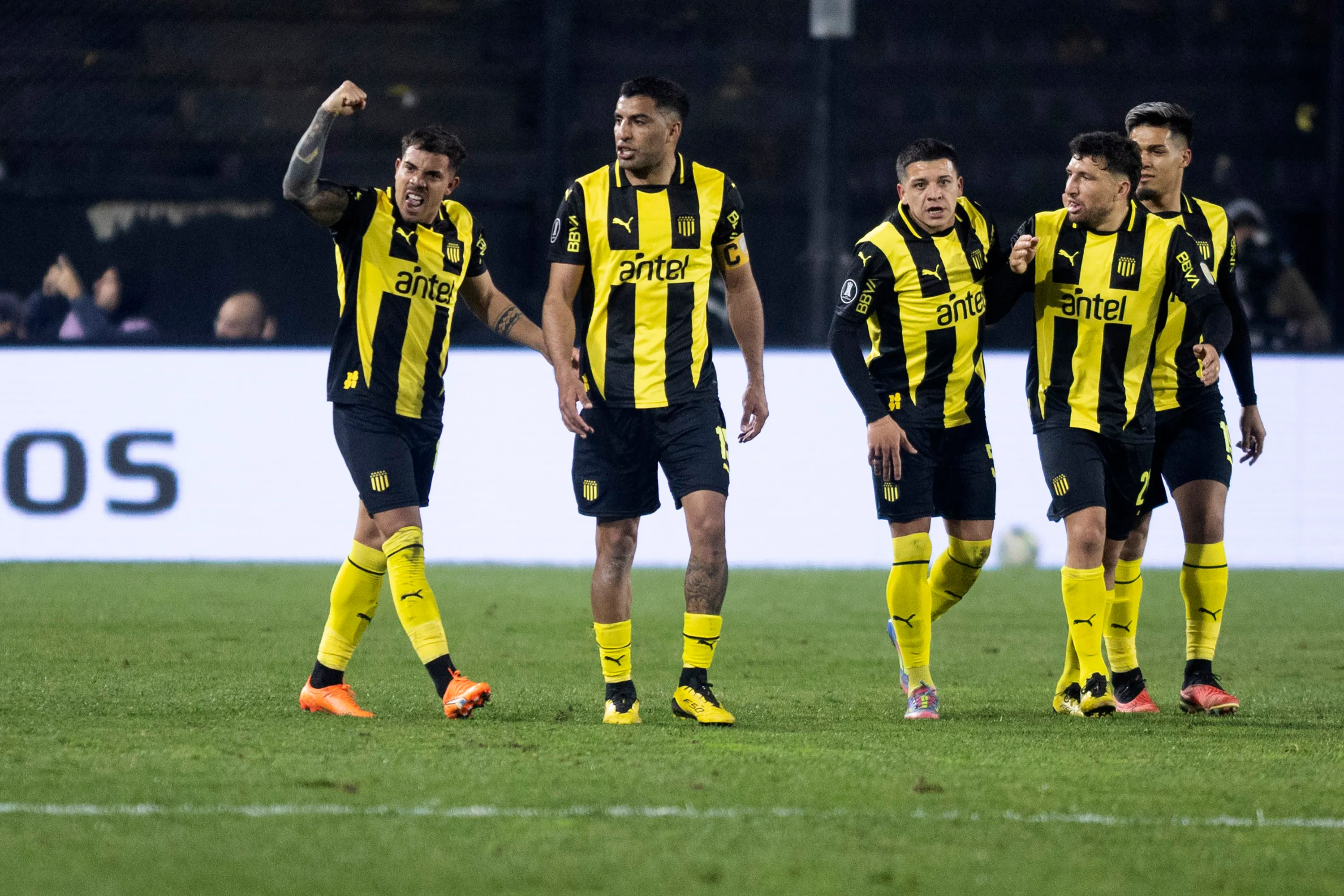 Peñarol durante a disputa da Libertadores 2025. Foto: Ernesto Ryan/Getty Images