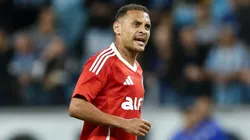 Alan Patrick, meia-atacante do Internacional em partida pelo campeonato brasileiro