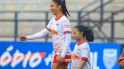 Thayslane com a camisa do RB Bragantino. Foto: Fernando Roberto/RB Bragantino