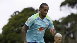 João Pedro treinando pela Seleção Brasileira - FOTO: @rafaelribeirorio / CBF