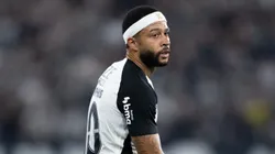 Memphis Depay ainda não brilhou no Brasileirão 2025. Foto: Jorge Rodrigues/AGIF