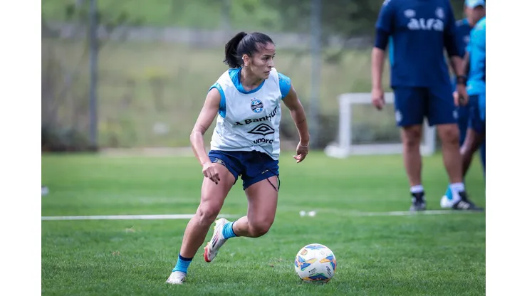 Gremistas intensificam treinos para o returno do Gauchão. Foto: Caroline Motta/Grêmio FBPA