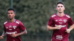 Marcos Antônio e Oscar em treinamento no CT de Cotia