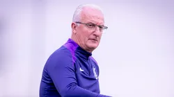 Dorival Júnior treina o Timão e tem lista de demandas urgentes