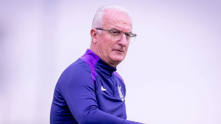 Dorival Júnior treina o Timão e tem lista de demandas urgentes