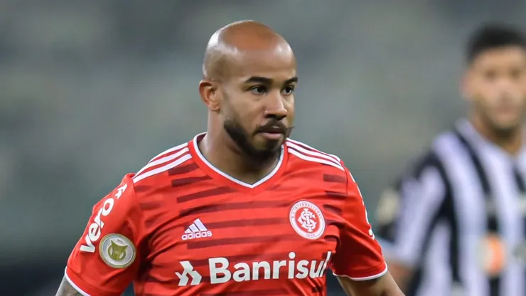 Inter tem valores a receber por Patrick