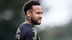 Neymar em treino no CT Rei Pelé