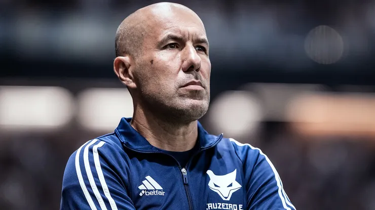 Leonardo Jardim, técnico do Cruzeiro, no clássico contra o Atlético-MG pela Copa Betano do Brasil (Gustavo Aleixo/Cruzeiro)