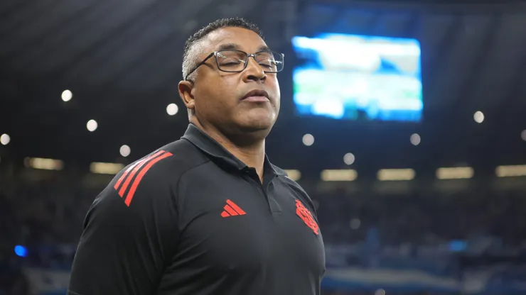 Roger Machado vem trabalhando pela evolução da equipe