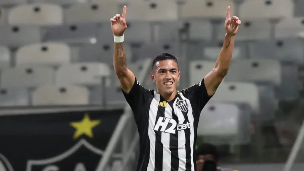 Cuello jogador do Atletico-MG comemora seu gol durante partida contra o Manaus no estadio Mineirao pelo campeonato Copa Do Brasil 2025. Foto: Gilson Lobo/AGIF