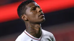 Arboleda durante partida entre São Paulo e Athletico-PR, no Morumbis, pela Copa do Brasil.